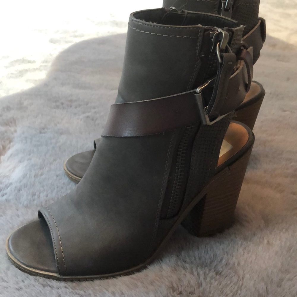 Dolce Vita heeled booties